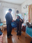 Поздравление ветеранов педагогического труда с Днём учителя!