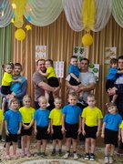 Физкультурный праздник "Урожай соберем", посвященный Дню пап.