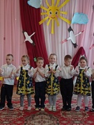 Развлечение  "Осень золотая"в средней и в специальной группе
