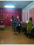 Новогодняя дискотека для старшеклассников.