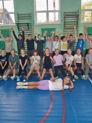 Неделя спорта и здоровья. Веселые старты для 4х классов