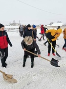 УБЕРЕМ СНЕГ ВМЕСТЕ!!