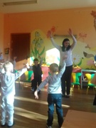Праздник для мам (средняя группа)