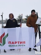 Время первых. Патриотическая лыжня объединила представителей общественности и трудовых коллективов Будакошелевщины в которой приняла участие директор школы Юнчиц Светлана