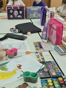 Учащиеся 3 класса на занятии по интересам «Юный художник»