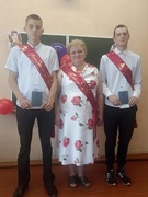 Торжественное вручение аттестатов