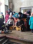 Прогулка-задание "Поздравляем спасателей"