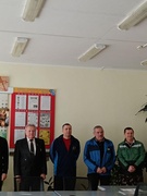 21.02.2025 - поздравление мужской половины коллектива с наступающим праздником - Днём защитников Отечества и Вооружённых Сил Республики Беларусь первичной профсоюзной организацией  школы