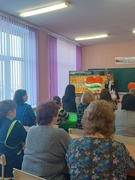В трудовом коллективе ГУО "Бушевская СШ" прошла беседа-диалог «Я белорус, и этим горжусь!»