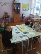 Суботні дзень. Віктарына "У гасцях доктара Небалейкіна".  Акцыя "Снежны бум" каля мемарыяльнага комплексу ахвярам фашызма ў в. Жукі