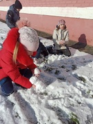 Салки со снежками