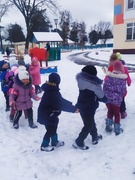 Зимние игры на прогулке