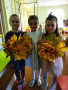 Спешим поздравить наших мам!