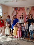 Утренник "Как незнайка маму поздравлял"