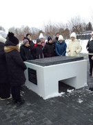 Экскурсия в мемориальный комплекс "Детям - жертвам войны " в аг. Красный  берег  Жлобинского района.