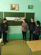 22.03.2022 Інфармацыйная гадзіна ў 8 кл. «Аб чым звоняць званы Хатыні?"