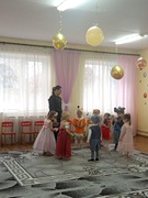 Новогодний праздник в группе "Солнышко"