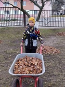 Трудовой десант лагеря "Осенняя сказка"