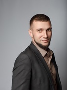 Мельник Максим Олегович