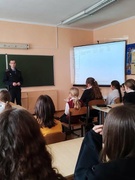 В рамках Единого школьного дня в ГУО «Дубовицкая базовая школа Кормянского района» состоялась встреча учащихся 5-9 классов с инспектором ИДН Корячко М.М.,