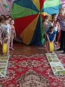 Весенние каникулы. Физкультурный праздник «Ловкие, быстрые, смелые» в средней и старшей группе