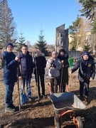 Акция по  наведению порядка на памятнике в д. Ровковичи «Мы не забываем»