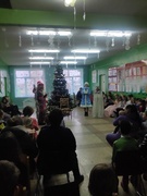22.12.2023 в учреждении прошло новогоднее представление для обучающихся. Дедушка Мороз и Снегурочка подарили ребятам заряд веселья, волшебного и хорошего настроения!