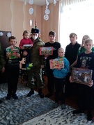Поздравление с наступающим Новым годом от пограничной комендатуры «Лоев» войсковой части 1242