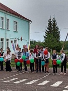 Торжественная линейка, посвященная окончанию 2024/2025 учебного года