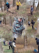 25.10.2025г ?Свой вклад в республиканский субботник внесли коллектив и учащиеся ГУО "Хлупинская базовая школа"