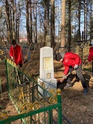 Уборка захоронений ветеранов Великой Отечественной войны
