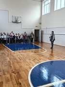Торжественная линейка, посвященная окончанию I четверти
