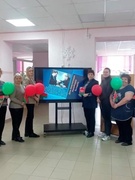 В ГУО "Бушевская СШ" 15.03.2025  в трудовом коллективе прошло интеллектуально-познавательное мероприятие "Конституция и Я" приуроченное ко Дню Конституции Республики Беларусь