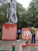 Проведение акции по благоустройству мемориалов и памятников воинской славы, надмогильных сооружений на воинских захоронениях