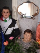 Поздравление ветеранов педагогического труда. Пионерский отряд «Мечтатели» 5А класс