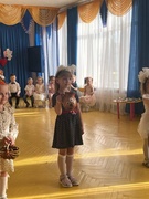 Утренник к Международному женскому дню в средней группе