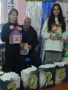 В рамках благотворительной акции "Наши дети" ООО "Комаринский"посетили ГУО" Брагинский районный СПЦ"поздравили воспитанников с Новым годом и Рождеством и вручили сладкие подарки.