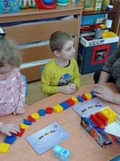 Играем с блоками Дьенеша