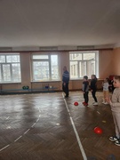 Для учащихся оздоровительного лагеря "Крепыш" ГУО "Средняя школа №3 г.Хойники" прошли спортивные соревнования по подвижной игре «Два капитана».