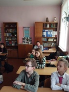 В рамках республиканской профилактической акции «Дом без насилия!» педагог социальный Ирина Таргонская 13 марта провела с учащимися 6 «Б» класса беседу «Что такое насилие в семье?»