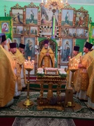 ТОРЖЕСТВЕННОЕ БОГОСЛУЖЕНИЕ, ПОСВЯЩЁННОЕ ПРЕСТОЛЬНОМУ ПРАЗДНИКУ ХРАМА СВЯТЫХ БЕССРЕБРЕННИКОВ И ЧУДОТВОРЦЕВ КОСМЫ и ДАМИАНА В Д.ЛУТКИ