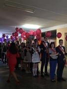 Торжественные линейки, посвящённые окончанию учебного года.