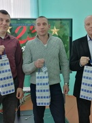 Поздравление  мужского коллектива с Днем Защитника Отечества