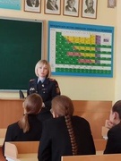 Профориентационные  встречи обучающихся 11-10 классов и 5-6 классов с  заместителем начальника Копыльского РОВД по идеологической работе Вероникой Николаевной Падневич