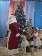 Новогодний утренник 2я младшая группа