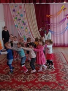 Весенние каникулы. Музыкальное развлечение «Весенний хоровод» во 2-й младшей группе