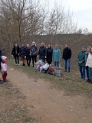 09.04.2022 в рамках городского субботника коллектив школы очистил от бытового мусора территорию между нашим учреждением и АЗС по ул. Краснопартизанская