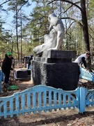 Братская могила в деревне Луки