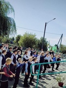 Агульнашкольная зарадка "Падпітайся пазітывам"