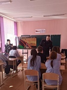 Профориентационная беседа была проведена с учащимися 8-10 классов